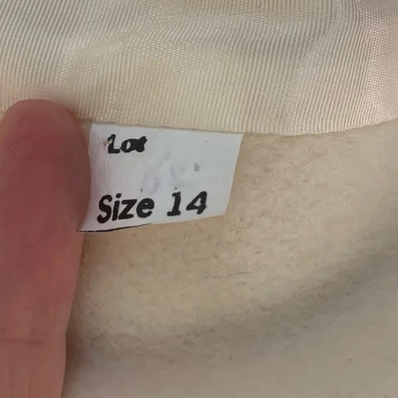 Vintage 70’s Elegant Cream Wool Winter Coat - Picture 15 of 16